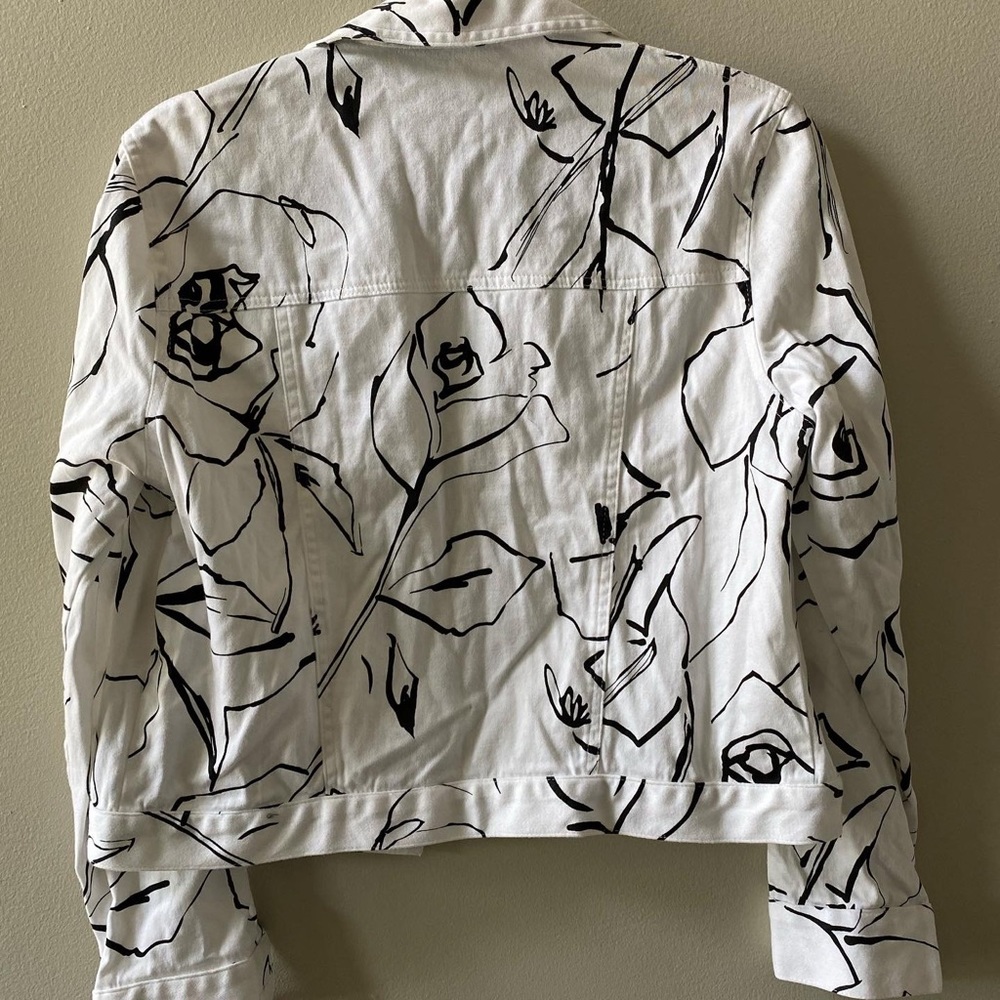 Patterned Jacket - Picture 3 of 4